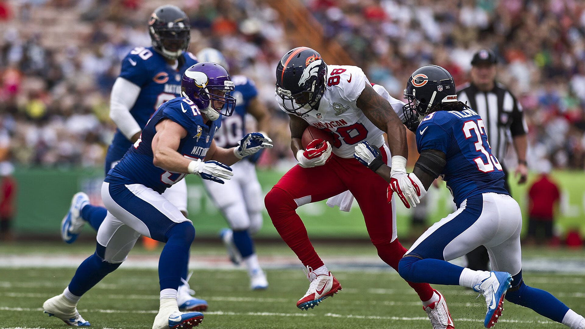 马拉松赛事参赛选手爆满，马拉松项目参赛者须在比赛当年年满多少岁